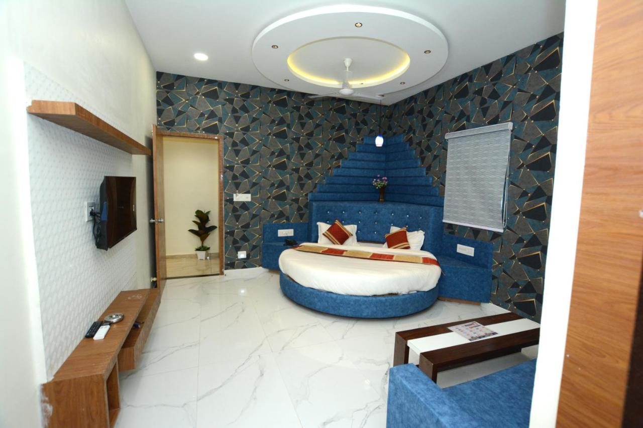 Ānand Hotel Villa Inn מראה חיצוני תמונה