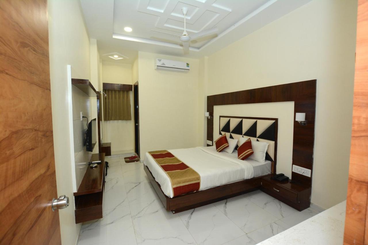 Ānand Hotel Villa Inn מראה חיצוני תמונה